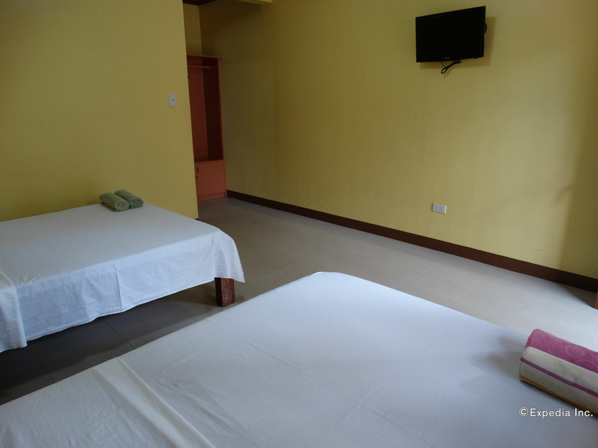 Alona Grove Tourist Inn Tawala  Exterior foto
